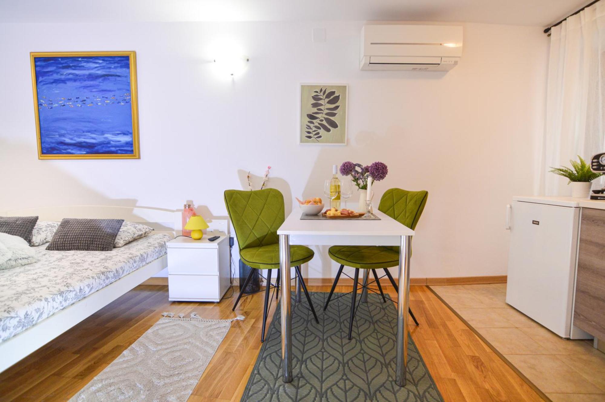 Malvazija 1 And 2 Apartment Rovinj